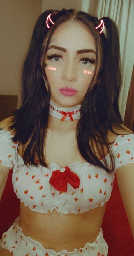 Endilolita art actress pictures