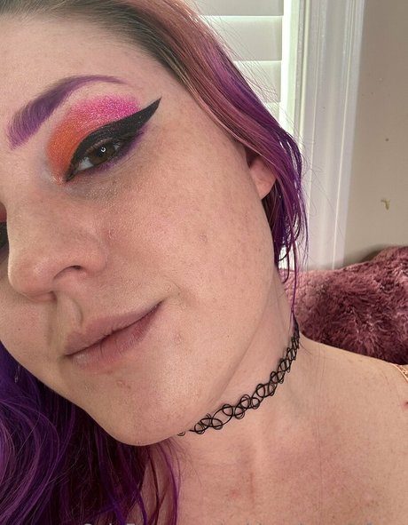 ashleyphoenixfans exclusive actress image