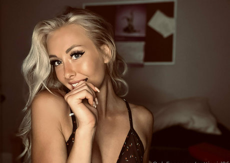 uncut onlyfans adult picture