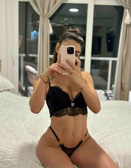 queen amy star pretty photo