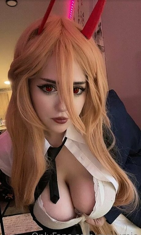 moyumie star pretty photo