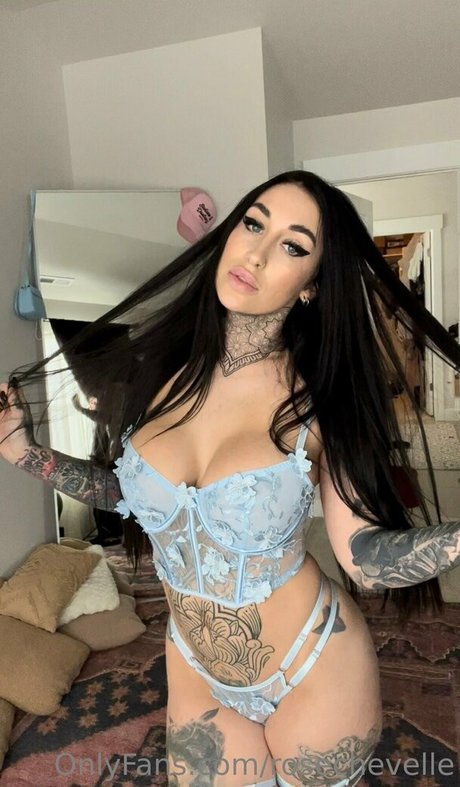 sucking big cock onlyfans beautiful xxx photo