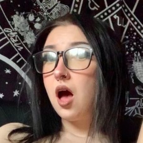 Littlepeachymama star pornographic picture