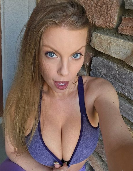 britneyamber top model gallery