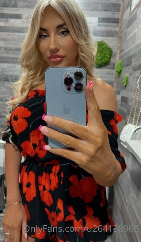 alicedollyua top actress gallery