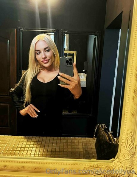 alicedollyua pornstar adult photos