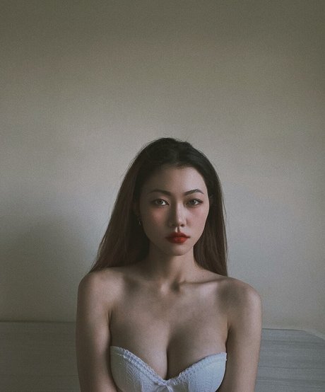 shu olivia1104 star photo