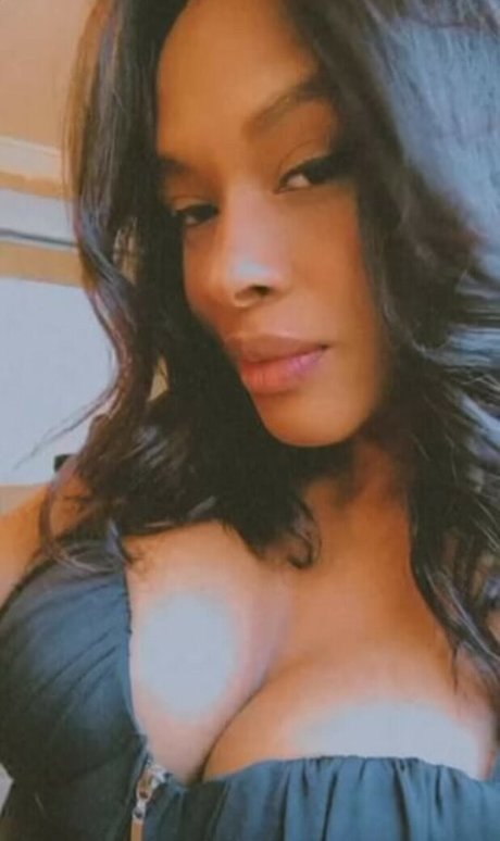 eisoularis pornstar sexy image