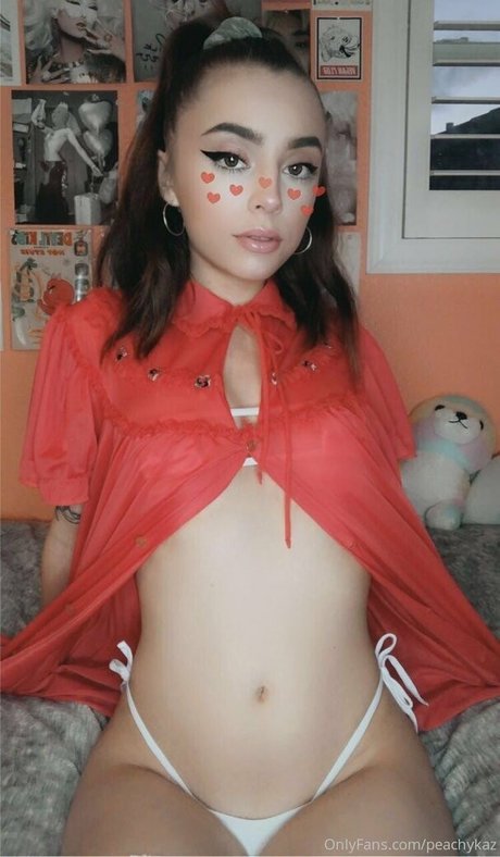 peachykaz model nudes images
