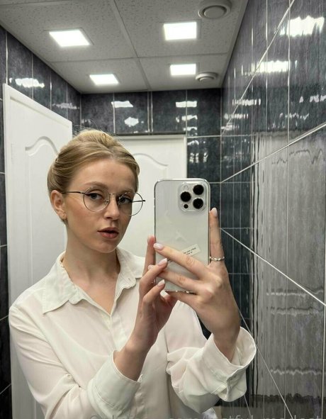 lustful modest pornstar sexy pictures