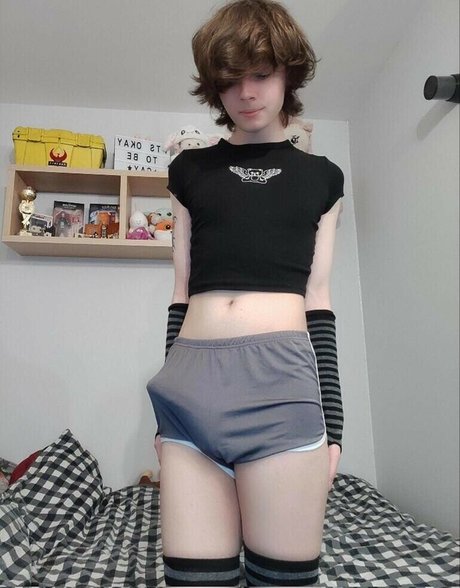 MaxHamster hot model img