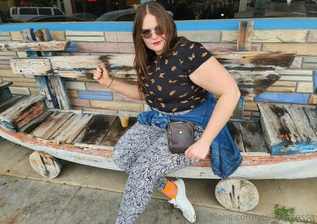 realgiantessa star erotic picture