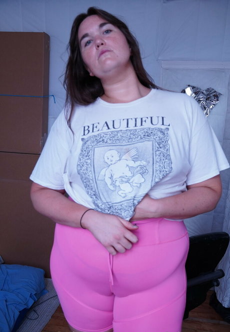 realgiantessa star pretty galleries