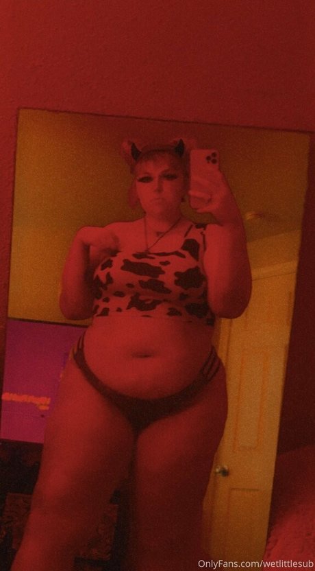 wetlittlesub pornstar nice pic