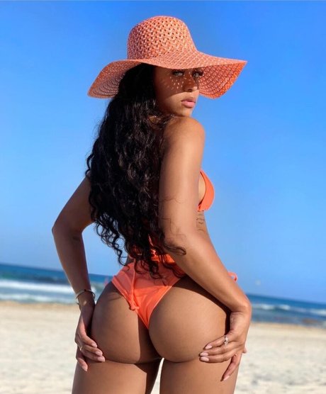 Jilly Anais pretty star img