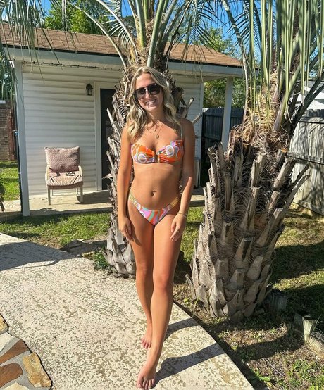 Adora Nicole model nice galleries