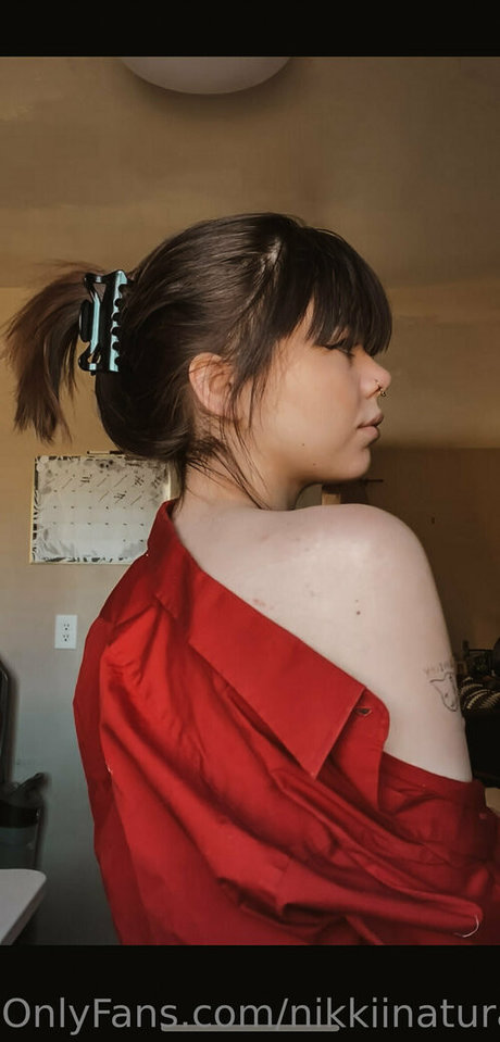 nikkiinatural xxx actress images