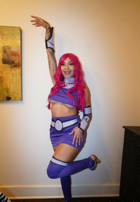 hannahmarieroyal2 pornstar hot pic