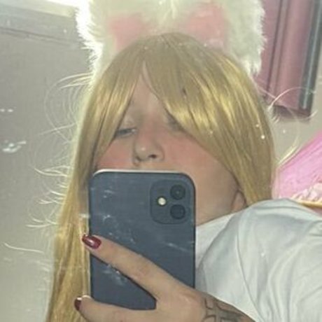 Lisa Agra model free pictures