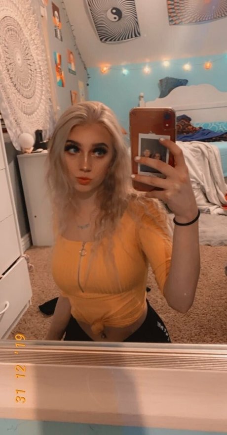 babysaraxoxo pornstar sexy photo