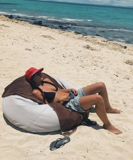 Rhiannon Fish exclusive star photos