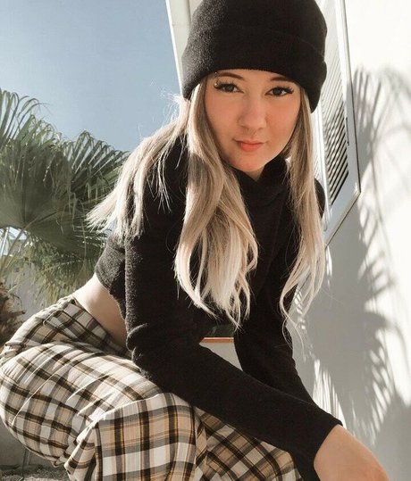 Bruna Dos Anjos art model img