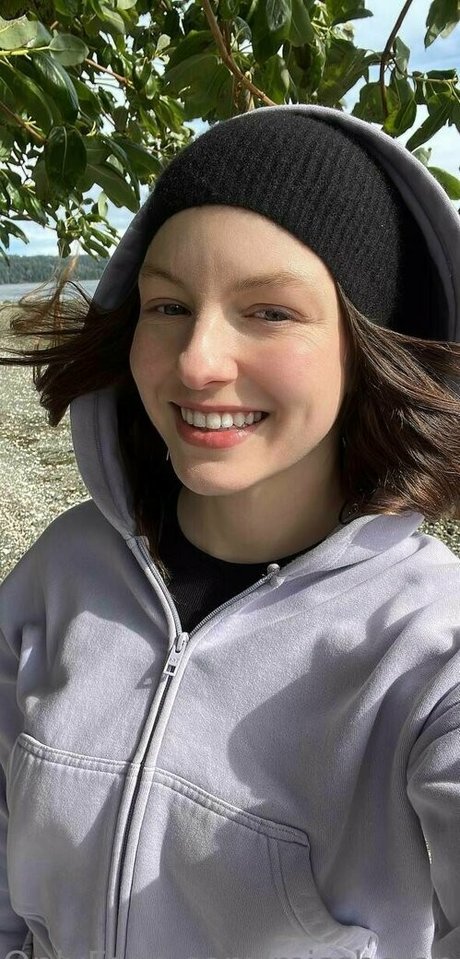 misshelenalue model pornographic images