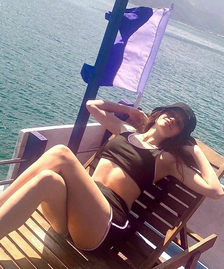 hairy vagina onlyfans hd photo