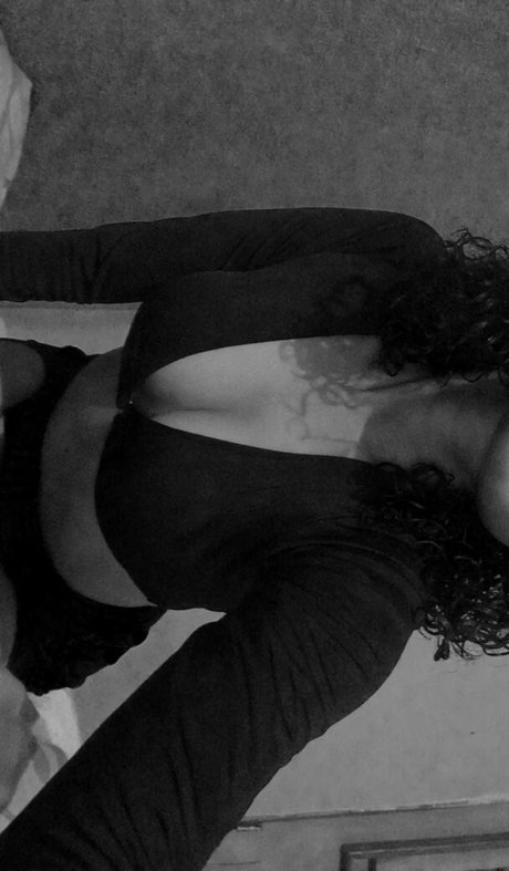 Sah Santtos_ pretty model gallery