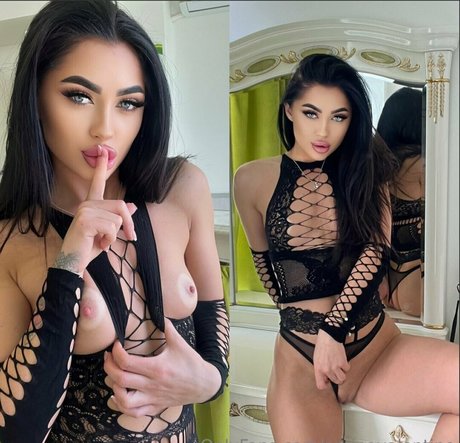 aminavalentino model hot galleries