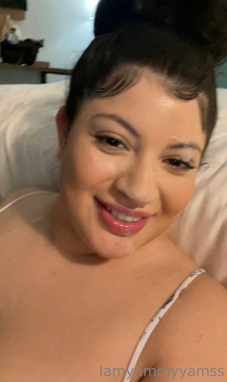 iamyummyyamss star nudes photo