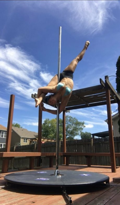 flexiblefun erotic pornstar photo