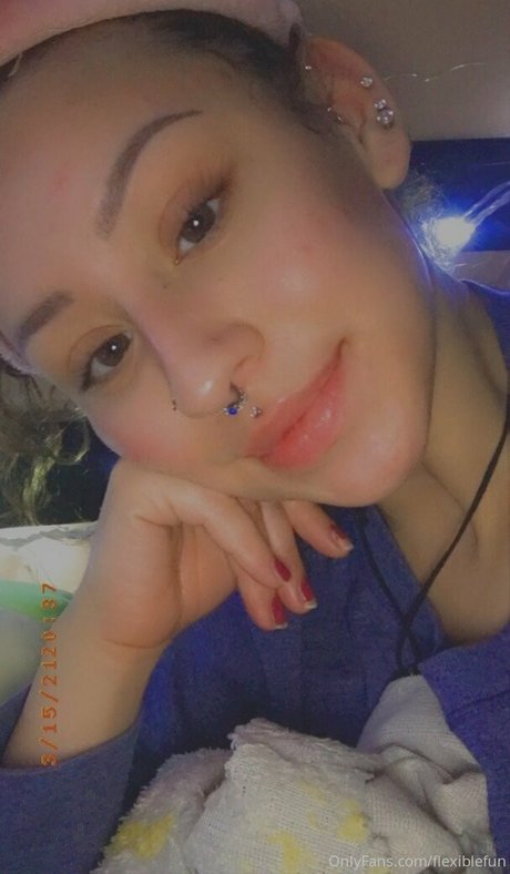 flexiblefun pornographic model pics