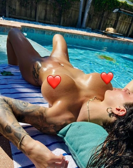 tildawn free exclusive model photo