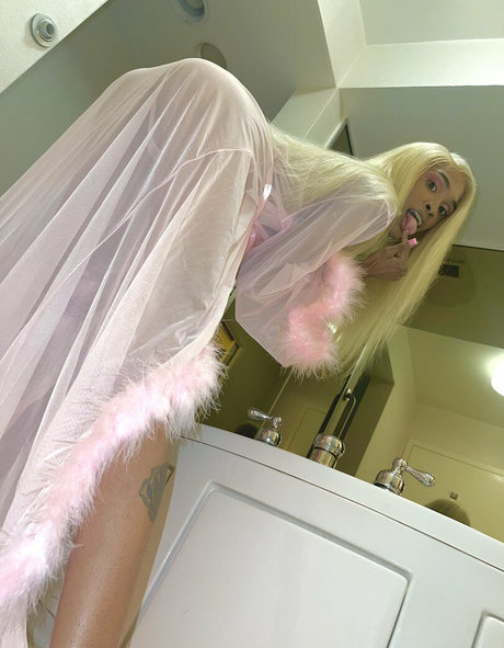 prettyfaceslimm erotic pornstar archive