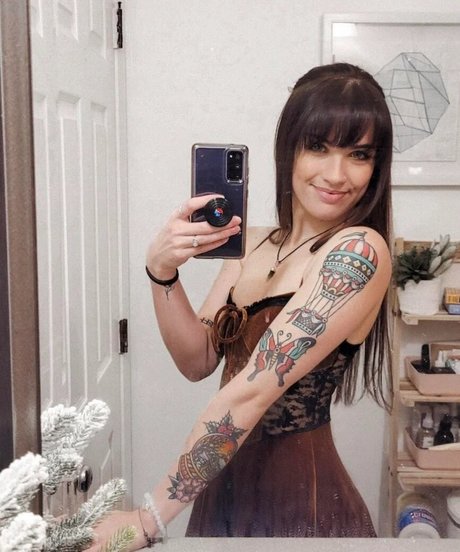 bundaddy art actress pictures