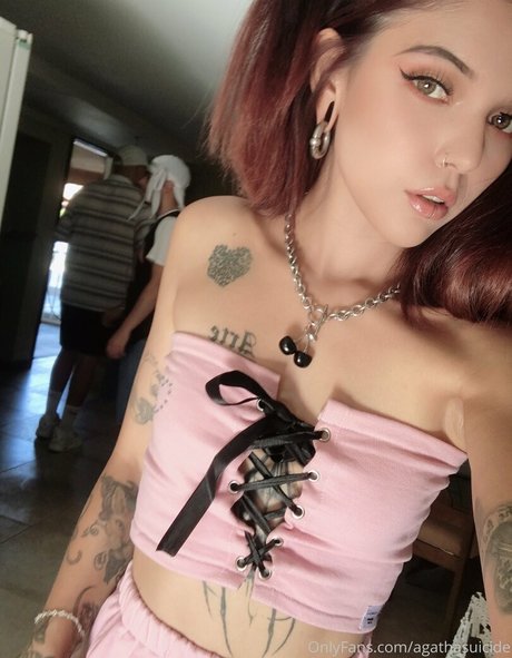 blvckchxrry nudes actress pictures