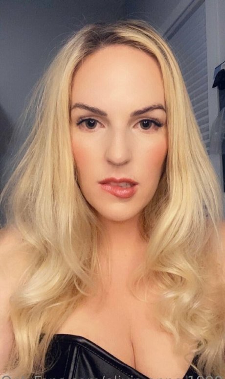 Olivia Anne 1990 porn actress galleries