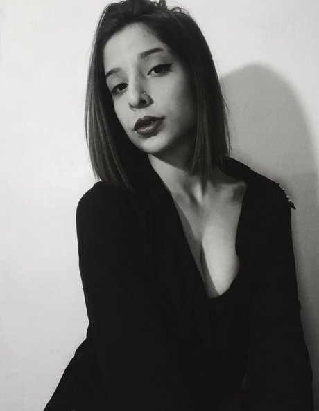 sammmsweet nude pornstar photos