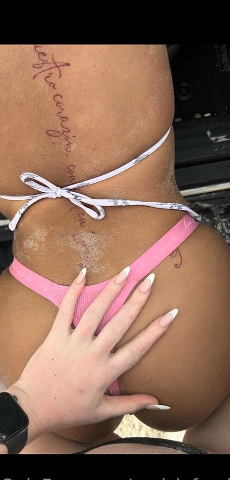 parislafreak star hot images