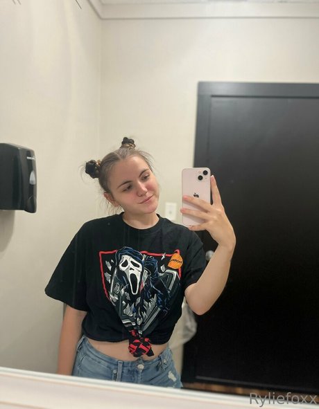 ryliefoxx free Profile pic
