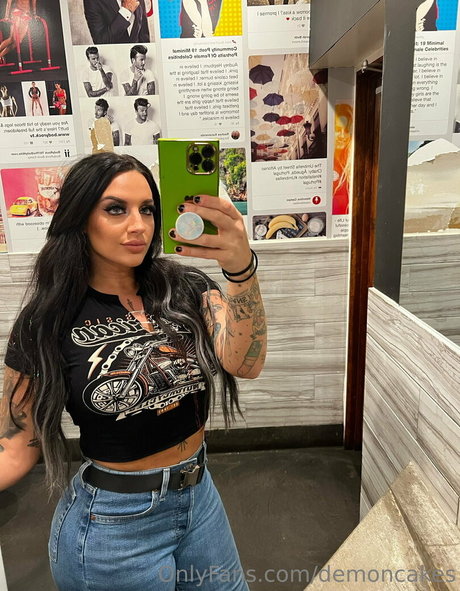 Demoncakes star pretty images