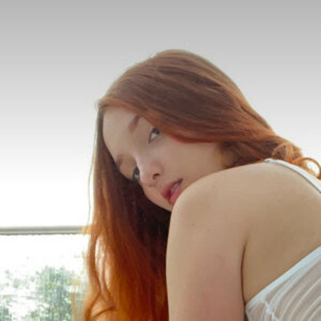 Bael Moon pornstar high quality photos