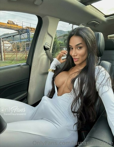 Laura Saenz nudes pornstar pics