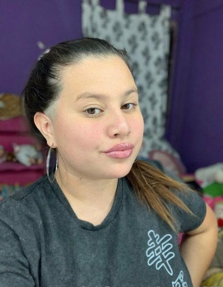 badgirl1882 porn star picture