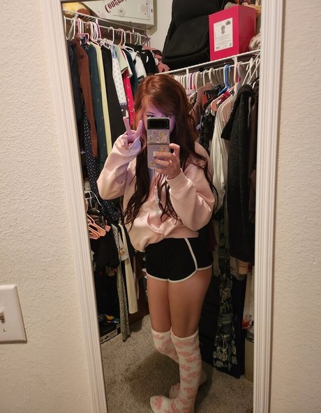 Bunimilk star naked photo