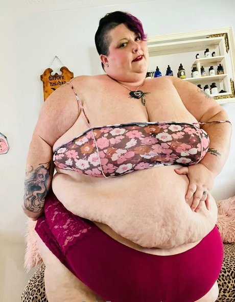 reenayestarr model nice archive