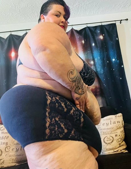 reenayestarr beautiful actress photos