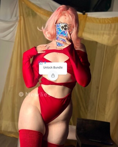 Mewlies beautiful model archive