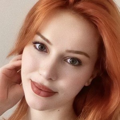 Aysennyuksel model xxx picture